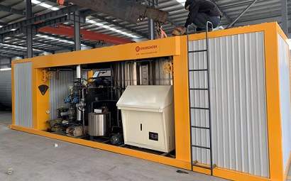 What should we pay attention to during daily use of emulsified asphalt equipment?